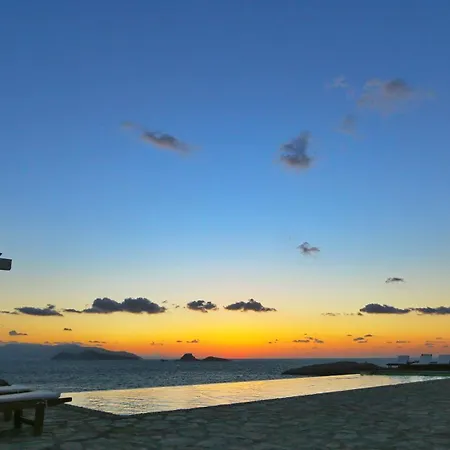 Folegandros Beachfront Apartman