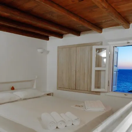 Folegandros Beachfront Καραβοστάσι