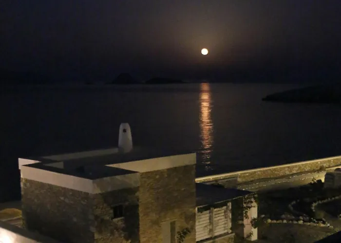 Folegandros Beachfront *