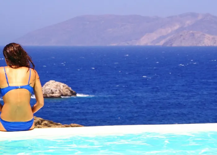 Folegandros Beachfront Lägenhet *